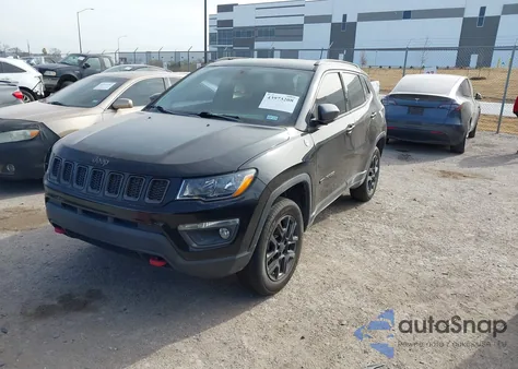 2020 Jeep Compass Trailhawk 4X4 из США, поврежденный, VIN 3C4NJDDB8LT184181